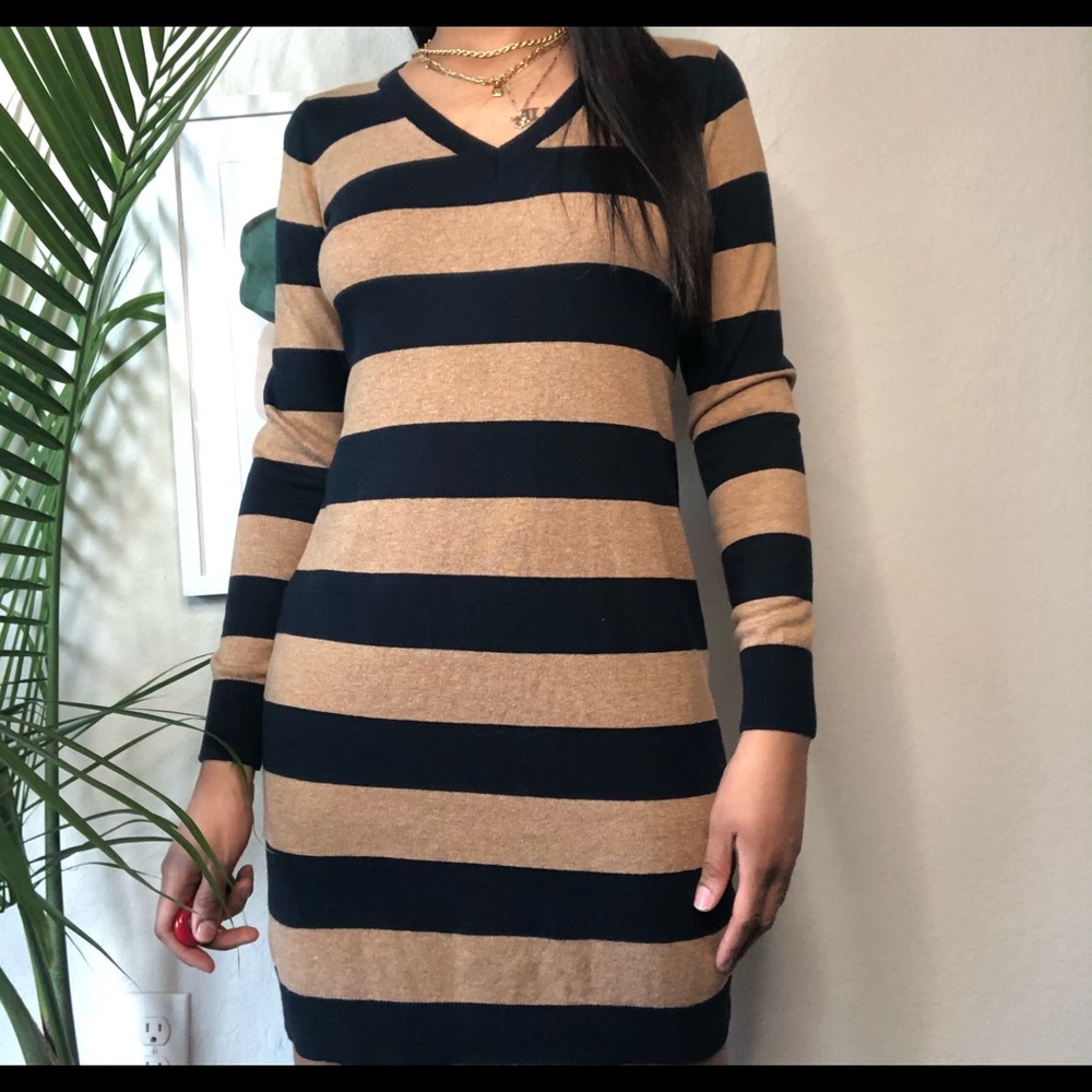 Old Navy Tan & Navy Dress Size Small